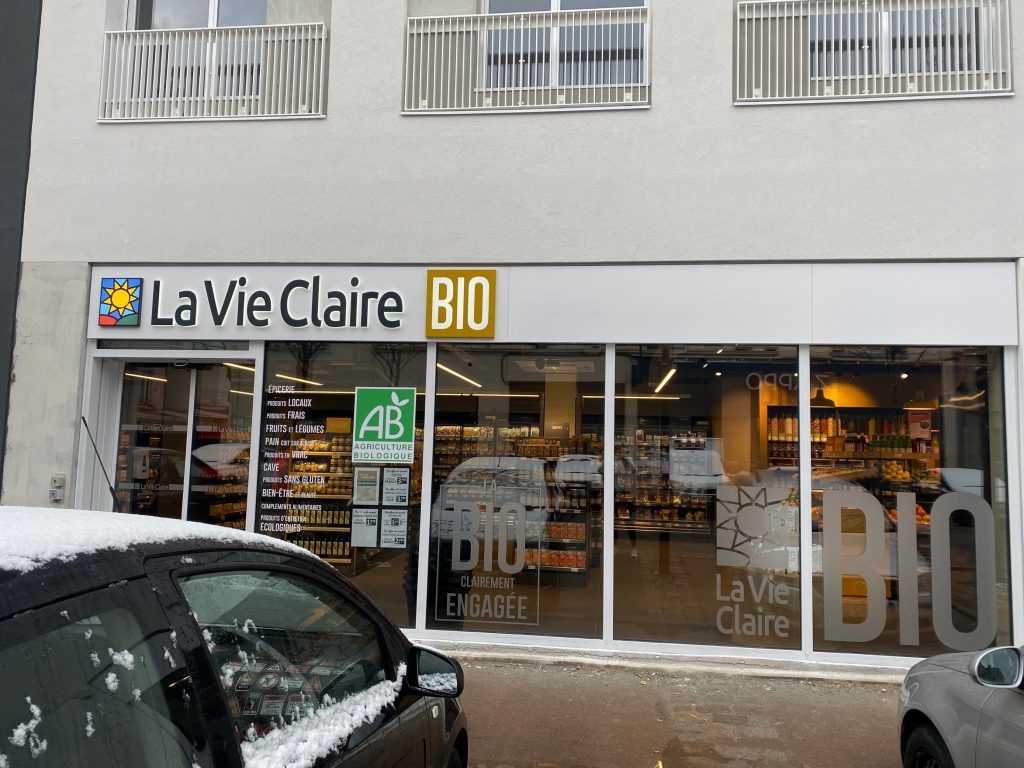 Facade 2 - La vie claire Lyon Challemel Lacour