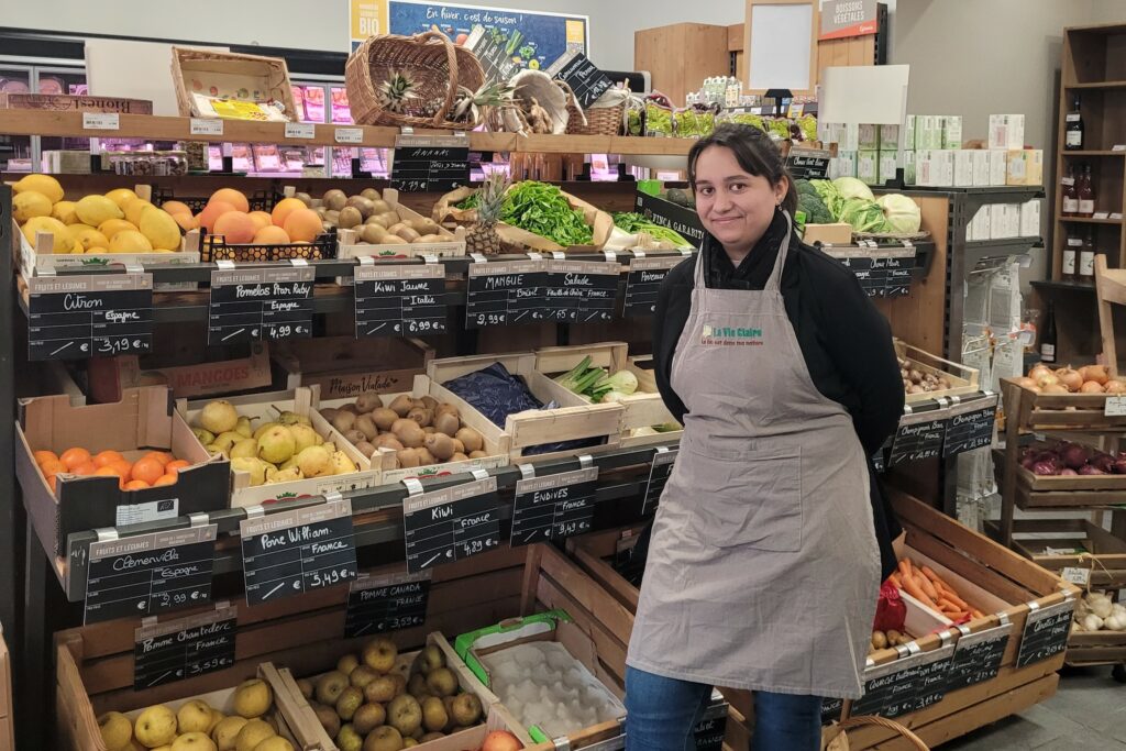 Photo du rayon fruits et légumes du magasin Photo du rayon fruits et légumes du magasin