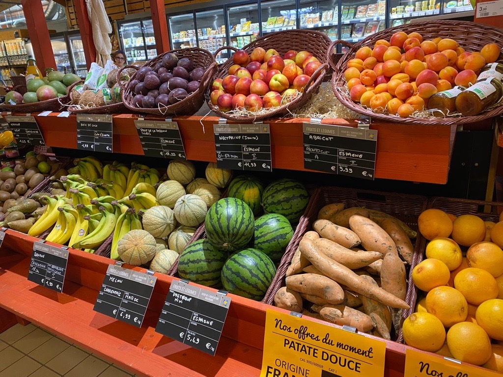 Rayon fruits et légumes Rayon fruits et légumes