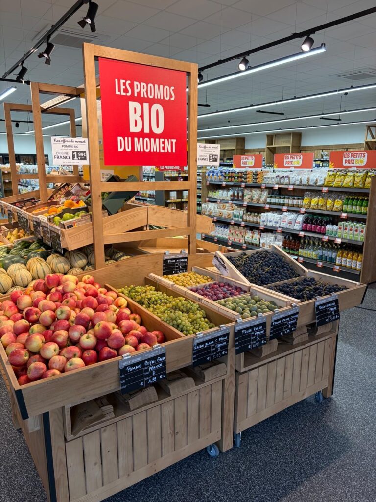 Rayon Fruits et Légumes Magasin La Vie Claire GRANDCHAMP DES FONTAINES Rayon Fruits et Légumes Magasin La Vie Claire GRANDCHAMP DES FONTAINES